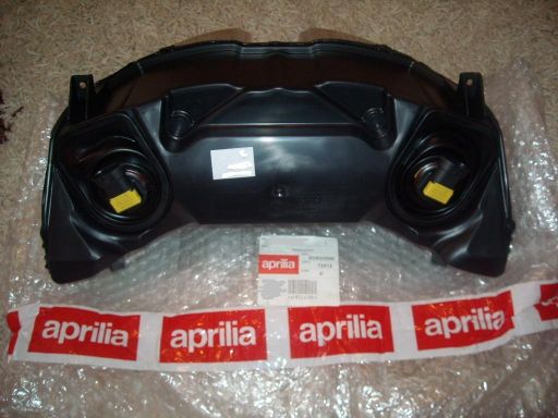 Aprilia rs 50 06 11 reflektor lampa nowa oryginał