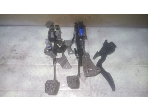 Mazda 5 2,0 citd pedal pedaly pedala 05-10