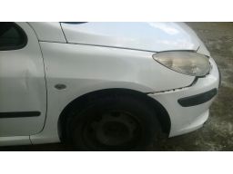 Peugeot 307 lift blotnik prawy