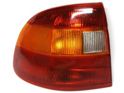 Lampa tylna tył lewa opel astra i f 91-94 sedan