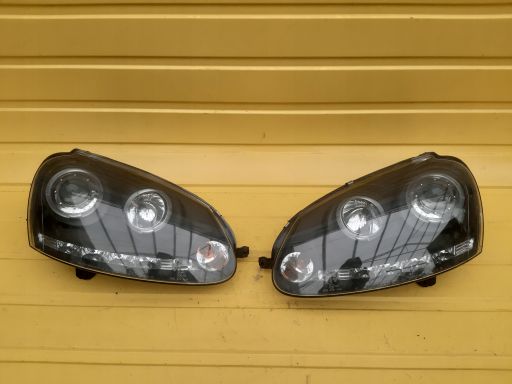 Vw golf v lampa lewa prawa przód led uk