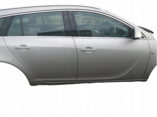 Opel insignia a drzwi prawe przednie tylne kombi