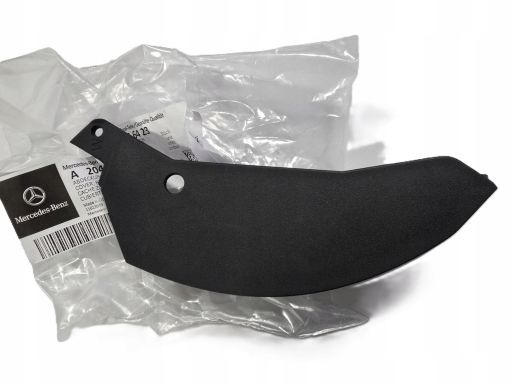 Listwa zaślepka zderzaka tylna prawa A2048856423 Mercedes-Benz C Klasa