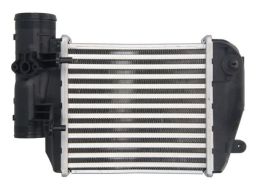 Daa026Tt Chłodnica Powietrza Dolotowego (Strona Lewa) Pasuje Do: Audi