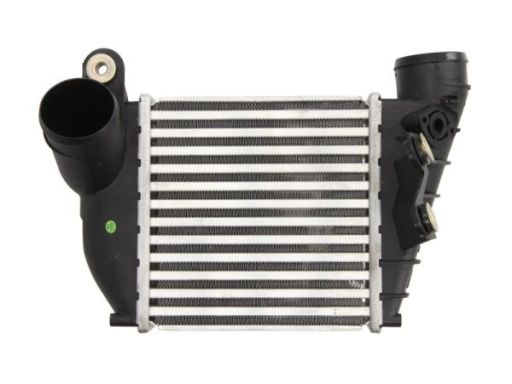 Daa008Tt Chłodnica Powietrza Dolotowego Pasuje Do: Audi A3, Seat Leon,