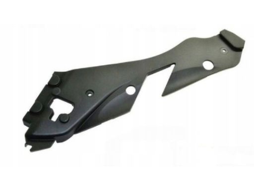 Osłona nakładka lampy pasa Mercedes W204 Lewa A2048261324