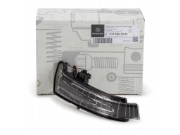 Kierunkowskaz w lusterko Mercedes W117 W156 LEWY A 2129067201