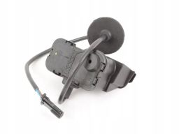 Siłownik zamek klapki wlewu paliwa Vw Jetta VI 5C6810773K