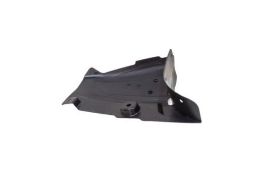 Osłona Nadkole przednie prawe trójkąt Mercedes W177 W247 A1776901803