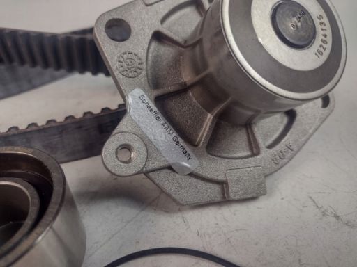 Zestaw Paska Rozrządu + Pompa Cieczy Chł 530 0620 30