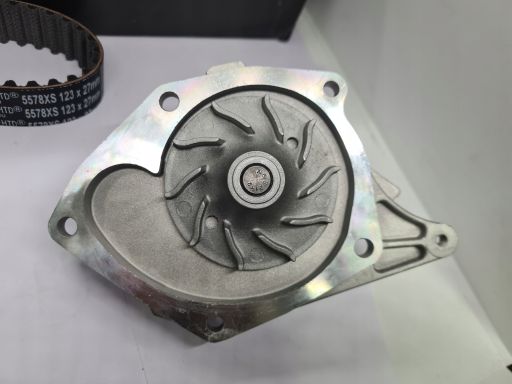 Zestaw Paska Rozrządu + Pompa Cieczy Chł Kp25578Xs