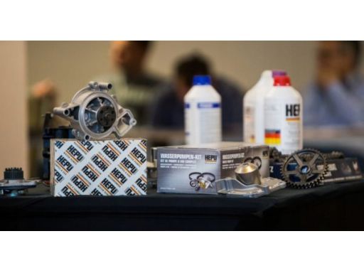 Pk05512 Rozrząd Kpl. (Pasek + Rolka + Pompa Cieczy) Pasuje Do: Audi A2