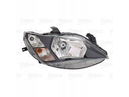 Reflektor Świateł Przednich 046721