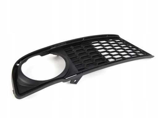 Kratka boczna prawa zderzaka BMW Seria 1 E82 E88 MPAKIET 51 11 8 045 4