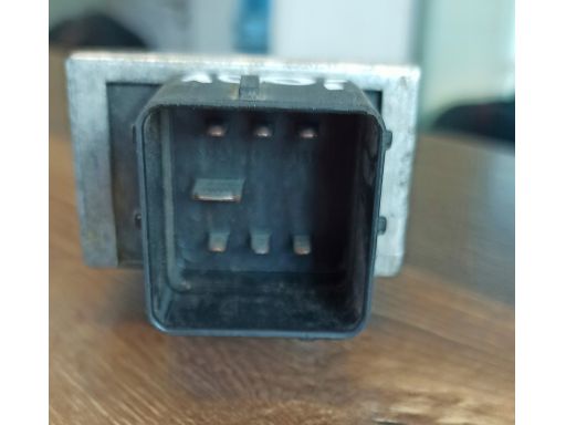 132122 Przekaźnik Systemu Żarzenia Huco132122 Hitachi