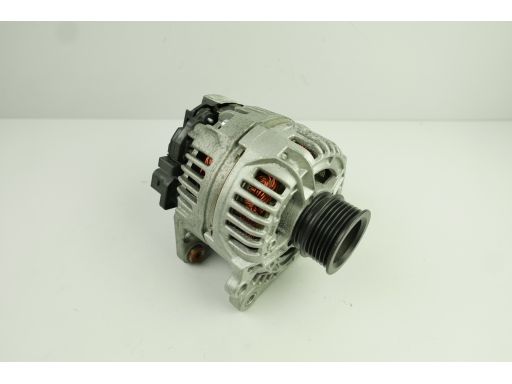 0 986 045 330 Alternator 0 986 045 330 Bosch