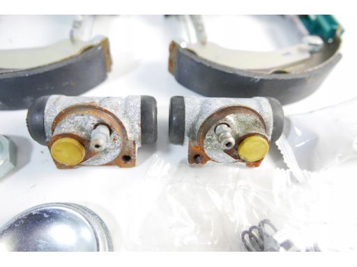 0 204 114 039 Szczęki Hamulcowe Kpl. 0 204 114 039 Bosch