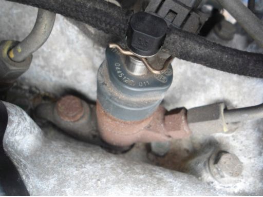 0 445 120 011 Wtryskiwacz 0 445 120 011 Bosch