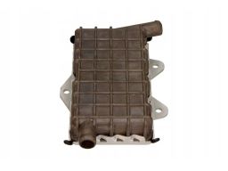 14-0009 Chłodnica Oleju Db Vito 2,3D 96- Maxgear