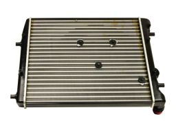 Ac230036 Chłodnica Vw Polo 01- Z Wentylatorem Maxgear