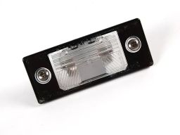 Oświetlenie tablicy rejestracyjnej Vw Jetta IV 1J5943021D