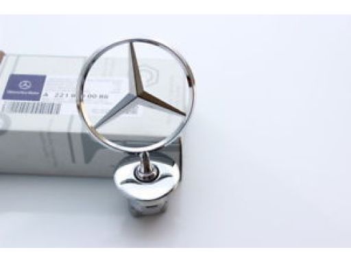 Emblemat Celownik W204 W221 A2218800086 NOWY