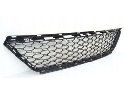 Kratka środkowa zderzaka BMW Seria X2 F39