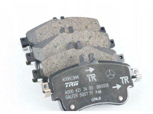 Klocki hamulcowe przód ORYGINAŁ Mercedes W117 W176 W246 A0004202902