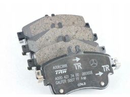 Klocki hamulcowe przód ORYGINAŁ Mercedes W117 W176 W246 A0004202902