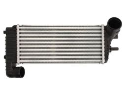 Chłodnica Powietrza Doładowującego Dag025Tt