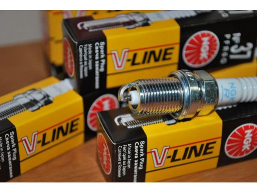 Świeca Zapłonowa 5773