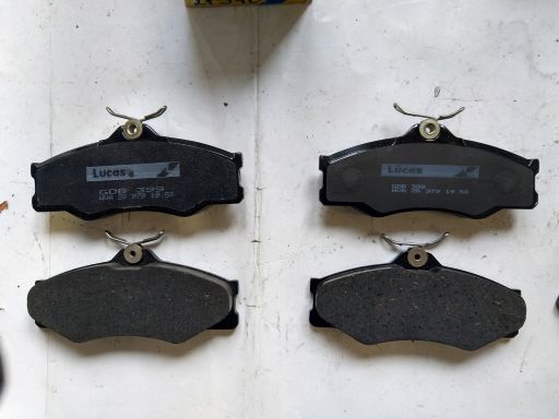 Klocek Hamulcowy Kpl. Gdb399