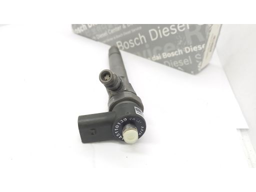 0 445 110 139 Wtryskiwacz Bosch