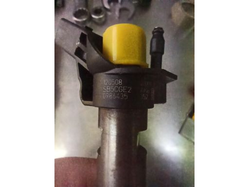 0 986 435 352 Wtryskiwacz 0 986 435 352 Bosch