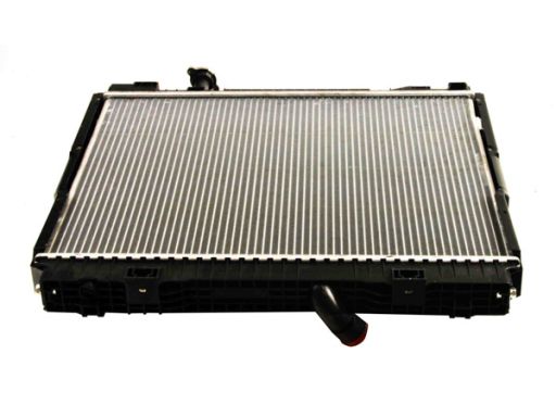 Ac228381 Chłodnica Nissan Cabstar 2,5Dci 06- Maxgear