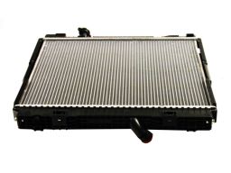 Ac228381 Chłodnica Nissan Cabstar 2,5Dci 06- Maxgear