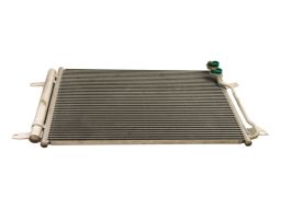 Ac832489 Skraplacz Klimatyzacji Vw Beetle 10-/ Je Maxgear