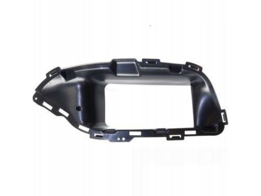 Wlot powietrza kanał Mercedes W205 C class L P