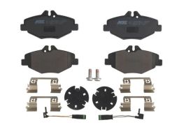 INC Klocki Hamulcowe Przód Mercedes W211 W212 C1M028ABE-P