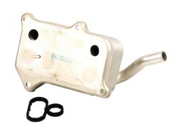 14-0083 Chłodnica Oleju Db W202/203/210 Z Uszcze Maxgear