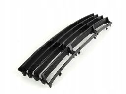 Kratka środkowa zderzaka Volkswagen Passat B5 OE 3B0853677EB41