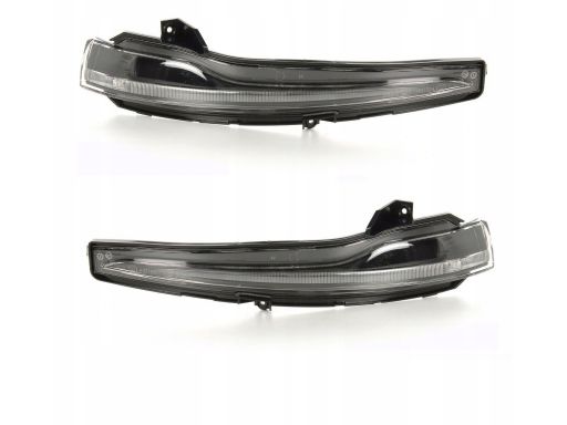 Kierunkowskaz w lusterko Mercedes W205 C class L P A0999064501