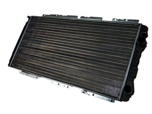 Chłodnica Silnika D7P001Tt