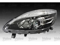 Reflektor Świateł Przednich 044763