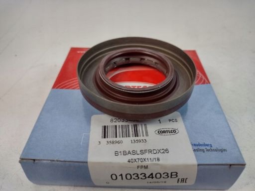 Uszczelniacz Wałka Atakującego 01033403B