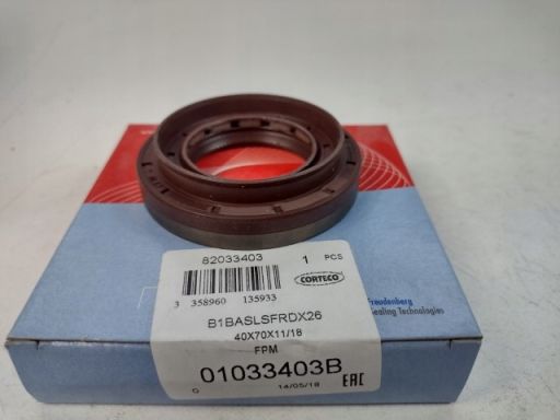 Uszczelniacz Wałka Atakującego 01033403B