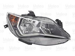 Reflektor Świateł Przednich 046725