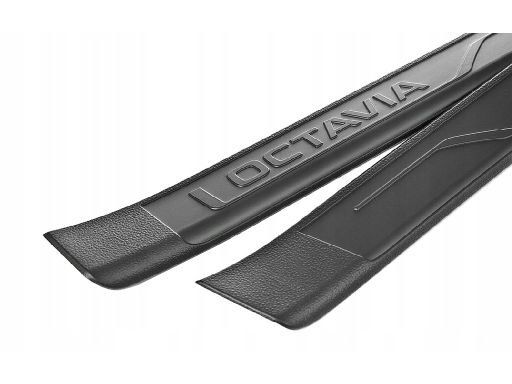 Komplet Listew Listwy Progu Skoda Octavia III Oryginał 5E0071303