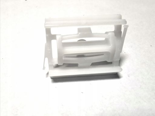 Spinka kołek mocowanie Mercedes W126 W129 A0019881681