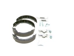 0 204 113 825 Szczęki Hamulca Postojowego Kpl. Bosch